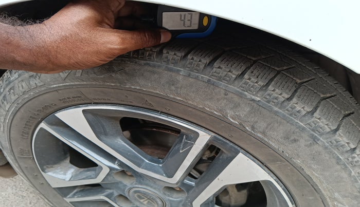 2021 Tata TIGOR XZA PLUS PETROL, Petrol, Automatic, 41,442 km, tyre