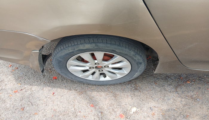 2012 Honda City 1.5L I-VTEC V AT SUNROOF, Petrol, Automatic, 1,39,504 km, tyre