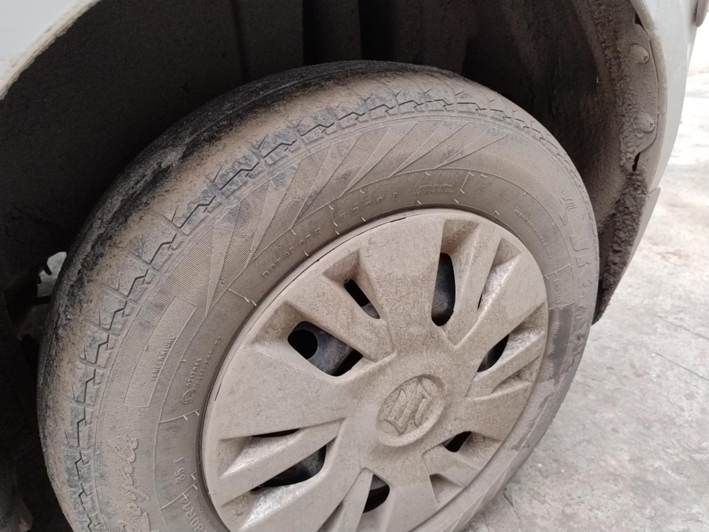 2014 Maruti Swift VDI, Diesel, Manual, 91,970 km, tyre