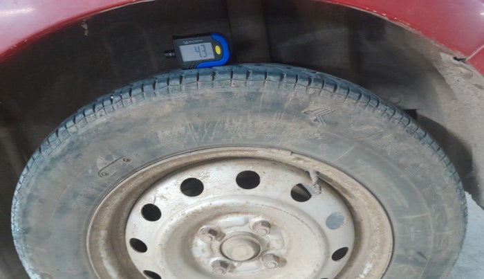 2010 Maruti Swift VXI, Petrol, Manual, 78,359 km, tyre