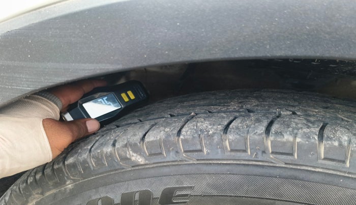 2022 Mahindra XUV300 W6 1.5 DIESEL AMT, Diesel, Automatic, 28,664 km, tyre