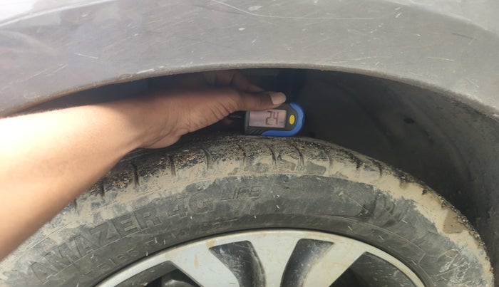 2019 Tata Tiago XZ PETROL, Petrol, Manual, 1,20,358 km, tyre