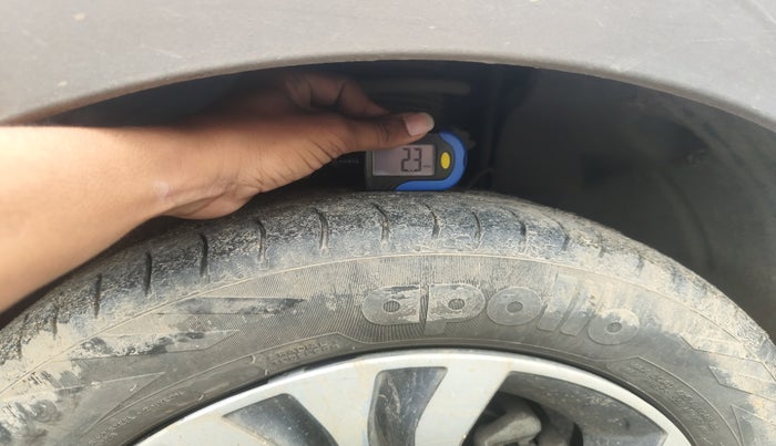 2019 Tata Tiago XZ PETROL, Petrol, Manual, 1,20,358 km, tyre