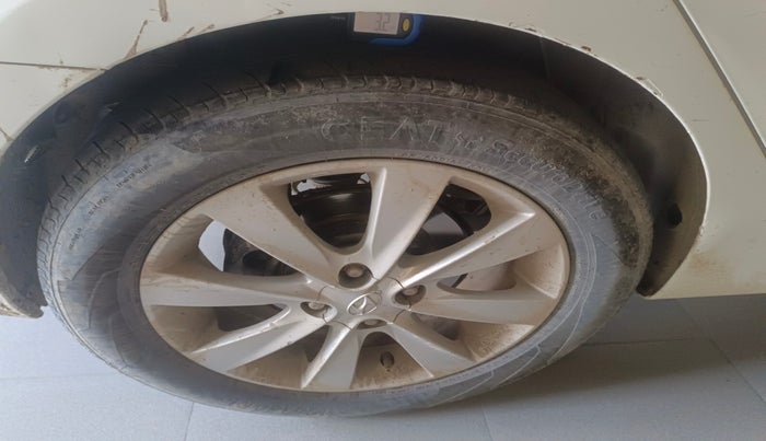 2012 Hyundai Verna FLUIDIC 1.6 CRDI SX OPT, Diesel, Manual, 1,71,078 km, tyre
