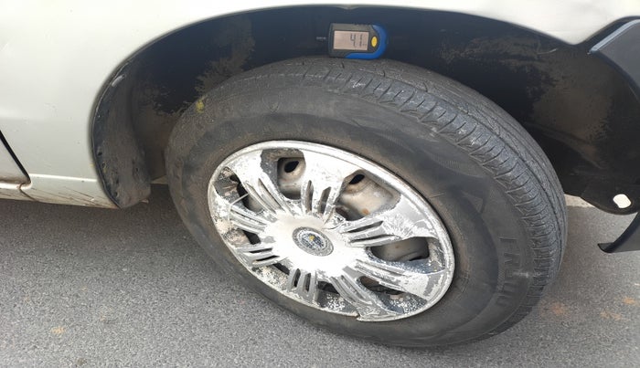 2010 Maruti Alto LXI, Petrol, Manual, 36,772 km, tyre