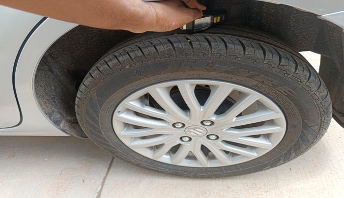 2024 Maruti Dzire ZXI AMT, Petrol, Automatic, 30,460 km, tyre
