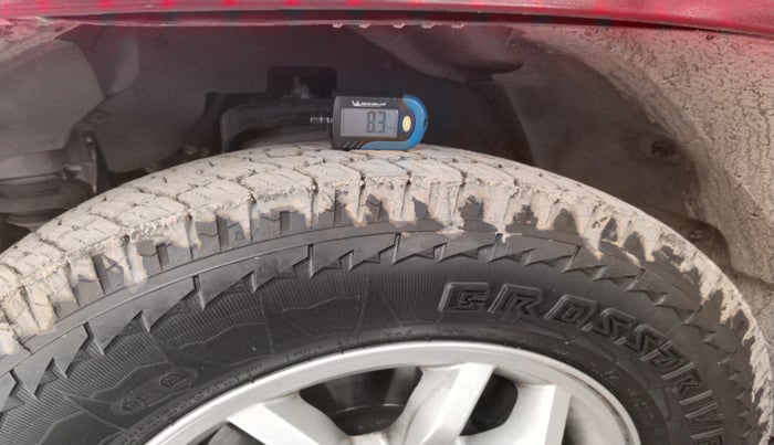 2017 Mahindra TUV300 T8, Diesel, Manual, 47,568 km, tyre
