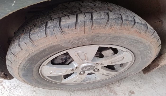 2014 Mahindra XUV500 W8, Diesel, Manual, 1,20,197 km, tyre