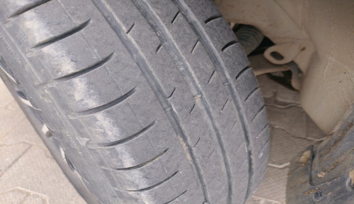 2010 Maruti Swift VXI, Petrol, Manual, 78,149 km, tyre