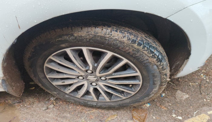 2017 Maruti Dzire ZXI PLUS AMT, Petrol, Automatic, 1,05,947 km, tyre
