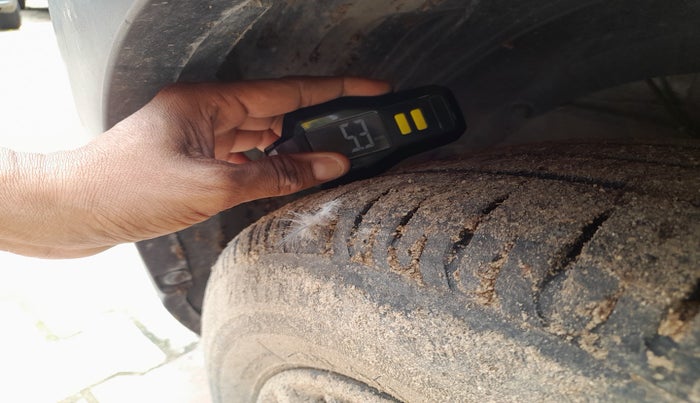 2021 Maruti XL6 ZETA MT, Petrol, Manual, 33,922 km, tyre