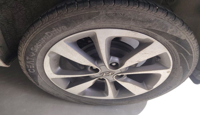 2015 Hyundai Elite i20 ASTA 1.2, Petrol, Manual, 91,893 km, tyre