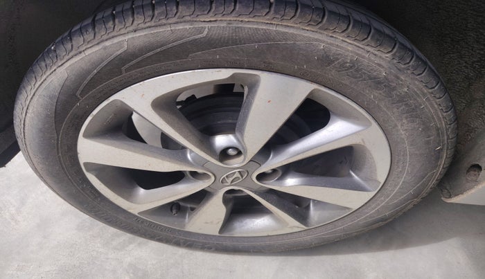 2015 Hyundai Elite i20 ASTA 1.2, Petrol, Manual, 91,893 km, tyre