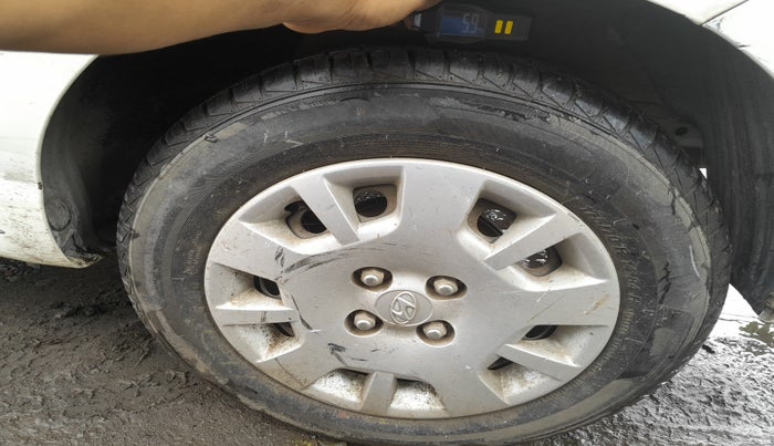 2012 Hyundai i20 MAGNA 1.2, Petrol, Manual, 34,318 km, tyre