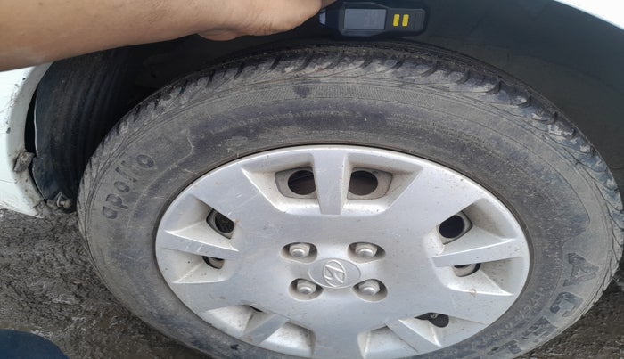2012 Hyundai i20 MAGNA 1.2, Petrol, Manual, 34,318 km, tyre