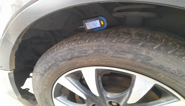 2019 Maruti S Cross ZETA 1.3, Diesel, Manual, 91,477 km, tyre