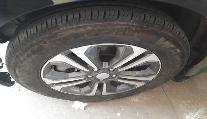 2020 KIA CARNIVAL PRESTIGE 2.2 7 STR, Diesel, Automatic, 95,607 km, tyre