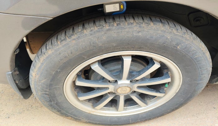 2013 Chevrolet Sail 1.3 LS, Diesel, Manual, 1,20,613 km, tyre