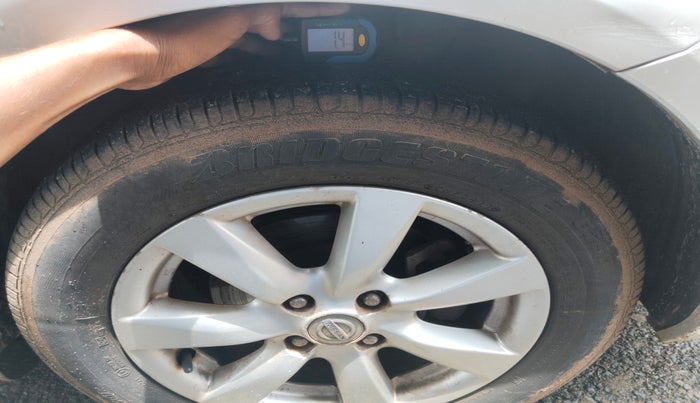 2011 Nissan Sunny XV PETROL, Petrol, Manual, 88,034 km, tyre
