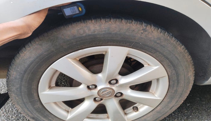 2011 Nissan Sunny XV PETROL, Petrol, Manual, 88,034 km, tyre