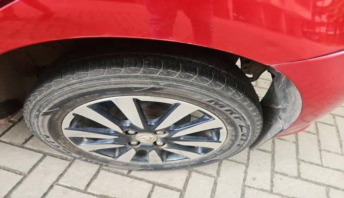 2019 Toyota Etios Liva VX DUAL TONE, Petrol, Manual, 41,884 km, tyre