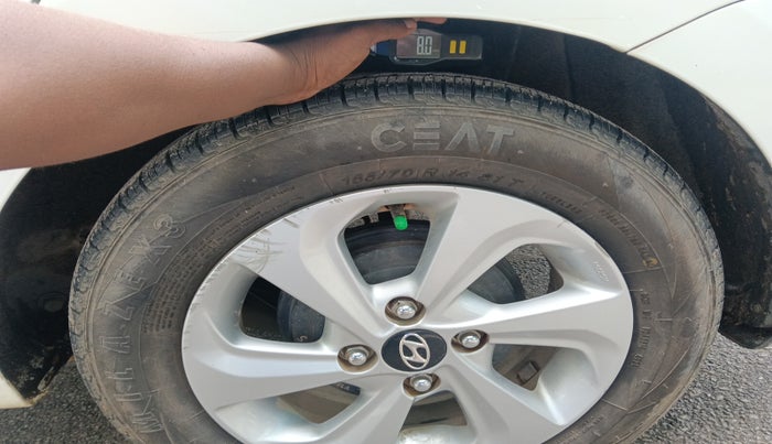 2017 Hyundai Xcent SX 1.2, Petrol, Manual, 23,182 km, tyre