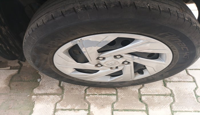 2022 Hyundai Creta EX 1.5 PETROL, Petrol, Manual, 27,391 km, tyre