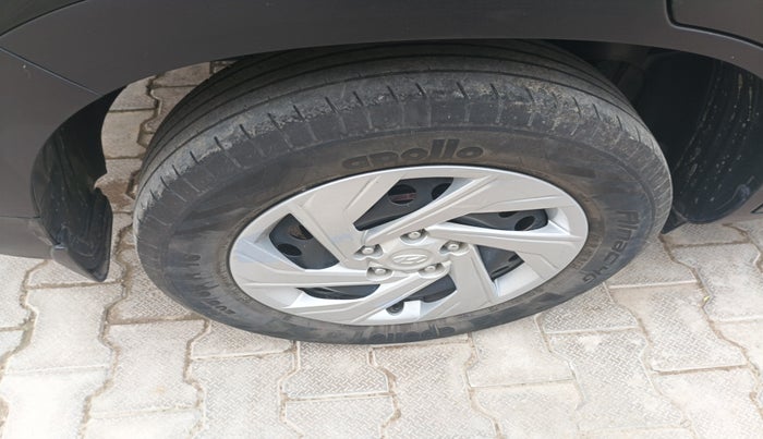 2022 Hyundai Creta EX 1.5 PETROL, Petrol, Manual, 27,391 km, tyre