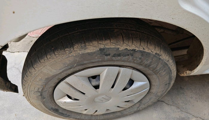 2022 Maruti Alto VXI, Petrol, Manual, 46,905 km, tyre
