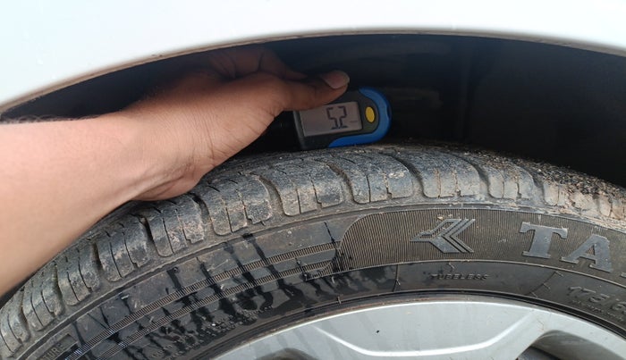 2020 Tata TIGOR XM PETROL, Petrol, Manual, 83,341 km, tyre