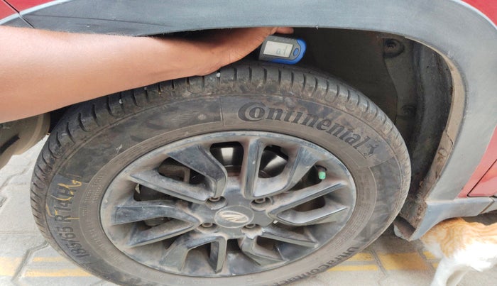 2016 Mahindra Kuv100 K8 6 STR, Petrol, Manual, 70,888 km, tyre