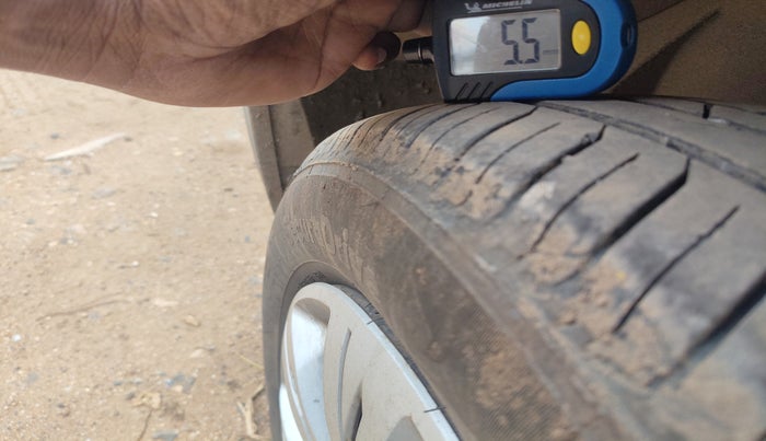 2024 Renault Kiger RXL MT, Petrol, Manual, 12,183 km, tyre