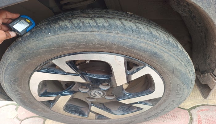 2021 Nissan MAGNITE XV MT, Petrol, Manual, 75,591 km, tyre