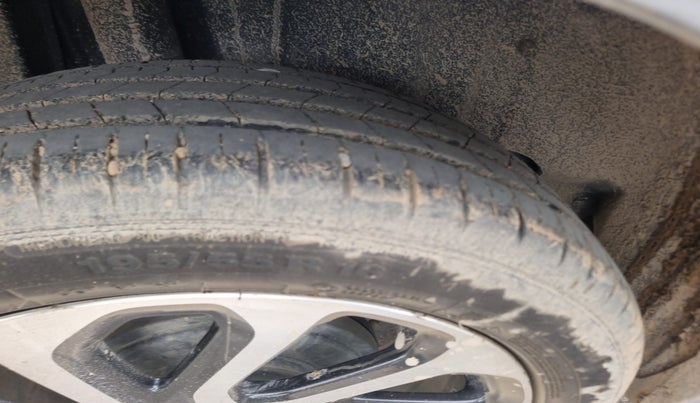 2023 Maruti Baleno ALPHA 1.2 AGS, Petrol, Automatic, 31,726 km, tyre
