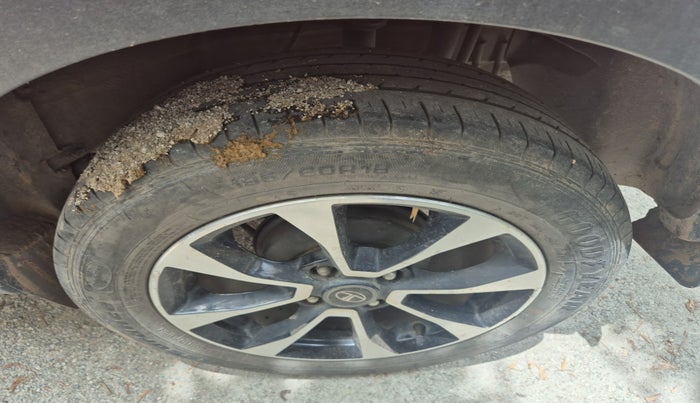 2020 Tata NEXON XM SUNROOF PETROL, Petrol, Manual, 53,558 km, tyre