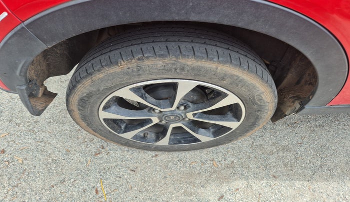 2020 Tata NEXON XM SUNROOF PETROL, Petrol, Manual, 53,558 km, tyre