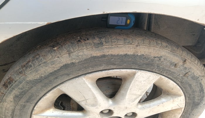 2012 Nissan Micra XV DIESEL, Diesel, Manual, 1,57,304 km, tyre