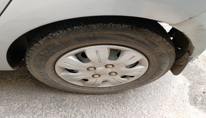 2010 Hyundai i10 SPORTZ 1.2, Petrol, Manual, 74,114 km, tyre