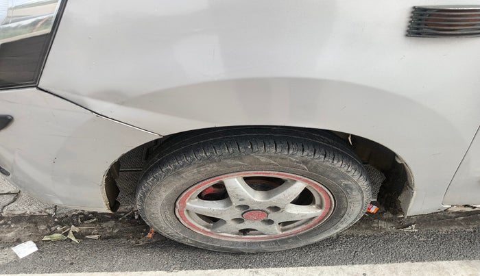 2012 Maruti Wagon R 1.0 LXI, Petrol, Manual, 1,91,812 km, tyre
