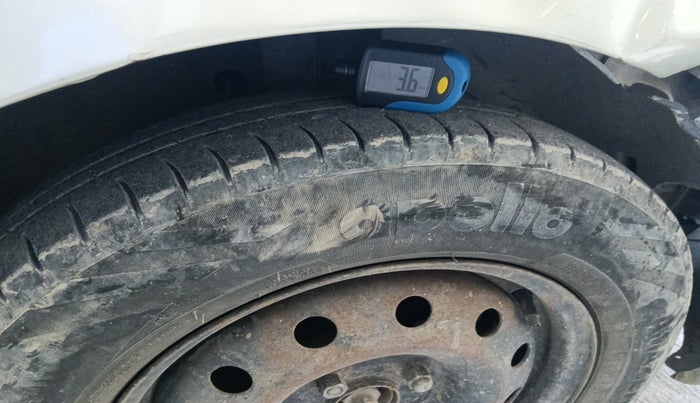 2018 Maruti Dzire VDI, Diesel, Manual, 1,29,184 km, tyre