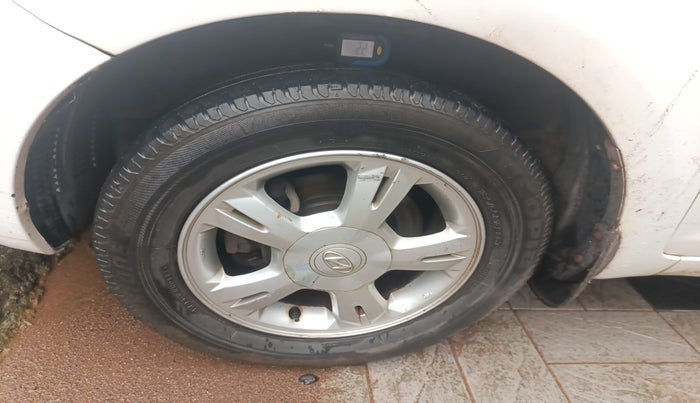 2011 Hyundai i20 ASTA 1.2, Petrol, Manual, 95,966 km, tyre