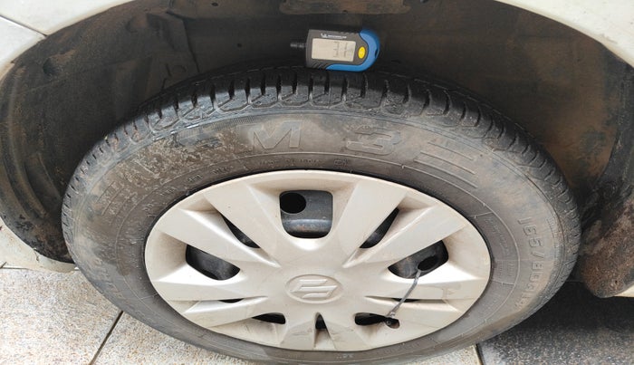 2012 Maruti Swift VDI, Diesel, Manual, 1,23,401 km, tyre