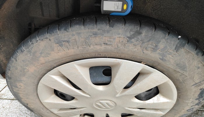 2012 Maruti Swift VDI, Diesel, Manual, 1,23,401 km, tyre