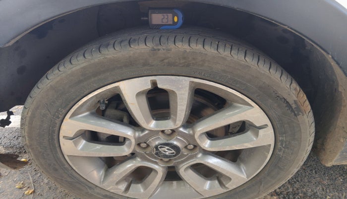 2015 Hyundai i20 Active 1.4 S, Diesel, Manual, 1,62,758 km, tyre