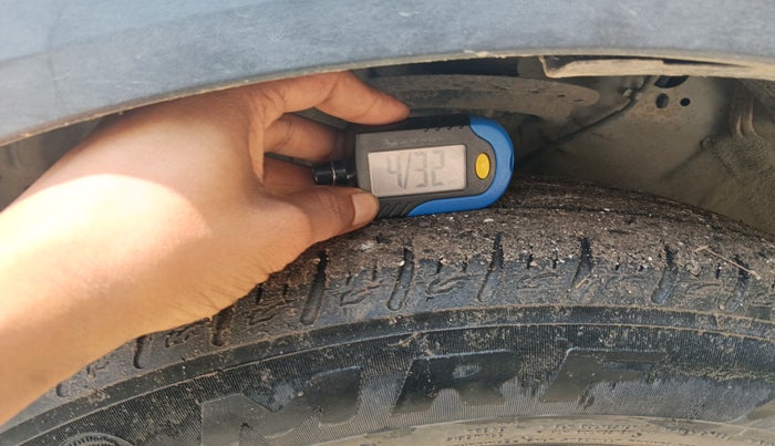 2018 Hyundai Creta E PLUS 1.4 DIESEL, Diesel, Manual, 1,81,376 km, tyre