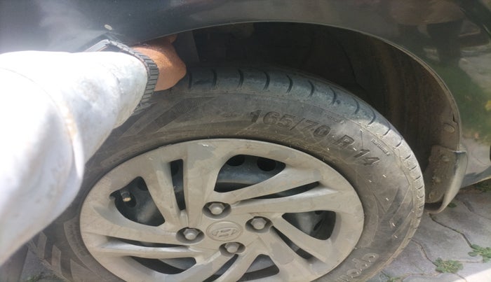 2022 Hyundai AURA S 1.2 CNG, Petrol, Manual, 82,647 km, tyre