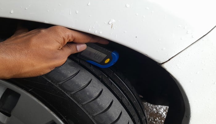 2016 Maruti Alto K10 VXI, Petrol, Manual, 69,667 km, tyre