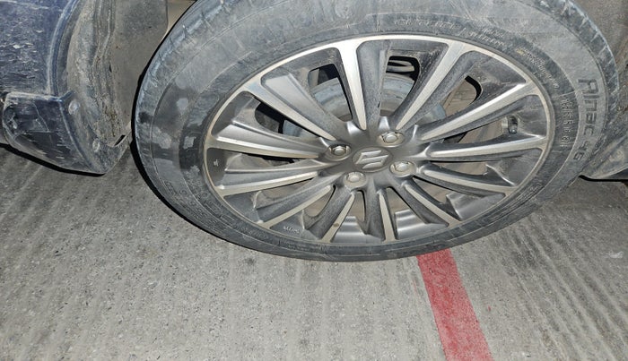 2021 Maruti Ciaz ALPHA 1.5 SHVS PETROL, Petrol, Manual, 55,563 km, tyre