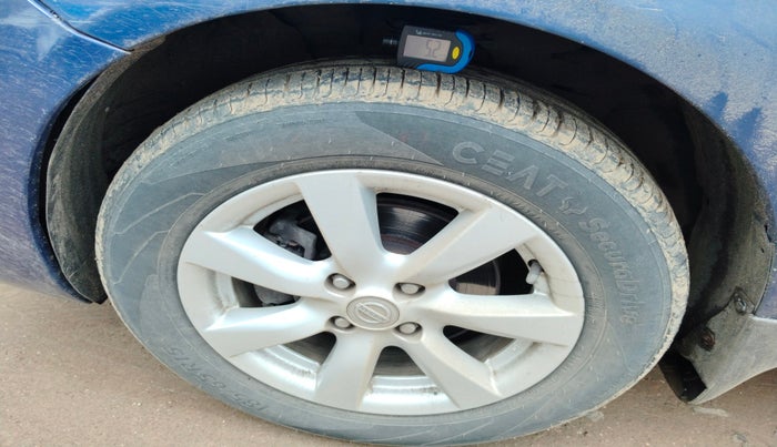 2012 Nissan Sunny XV DIESEL, Diesel, Manual, 2,22,183 km, tyre