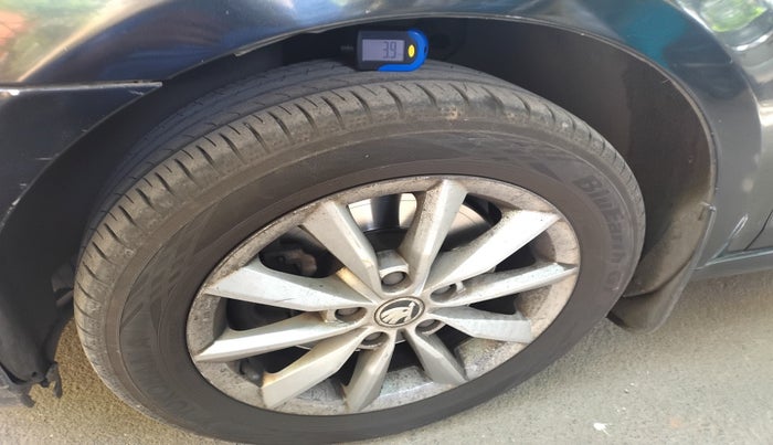 2016 Skoda Octavia STYLE PLUS AT 1.8 TSI, Petrol, Automatic, 78,562 km, tyre